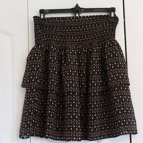 Old Navy Wide Waist Tiered Skirt Lined Lightweight Flowy Medium - Picture 1 of 10